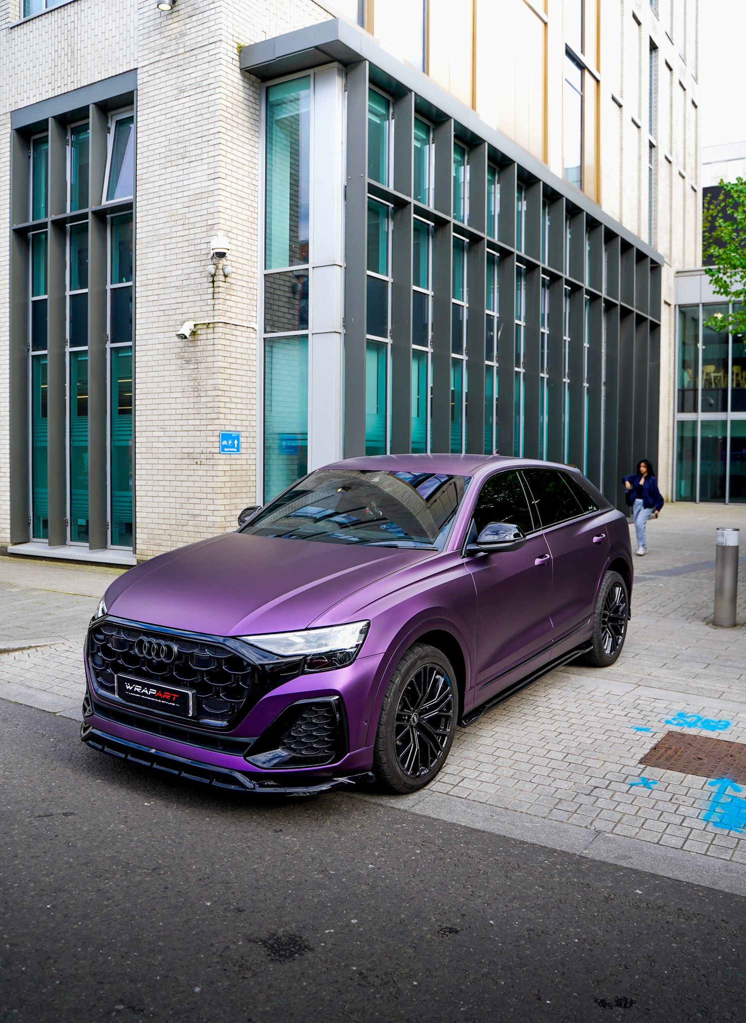Audi Q8 Venetian Violet wrap with matching purple calipers